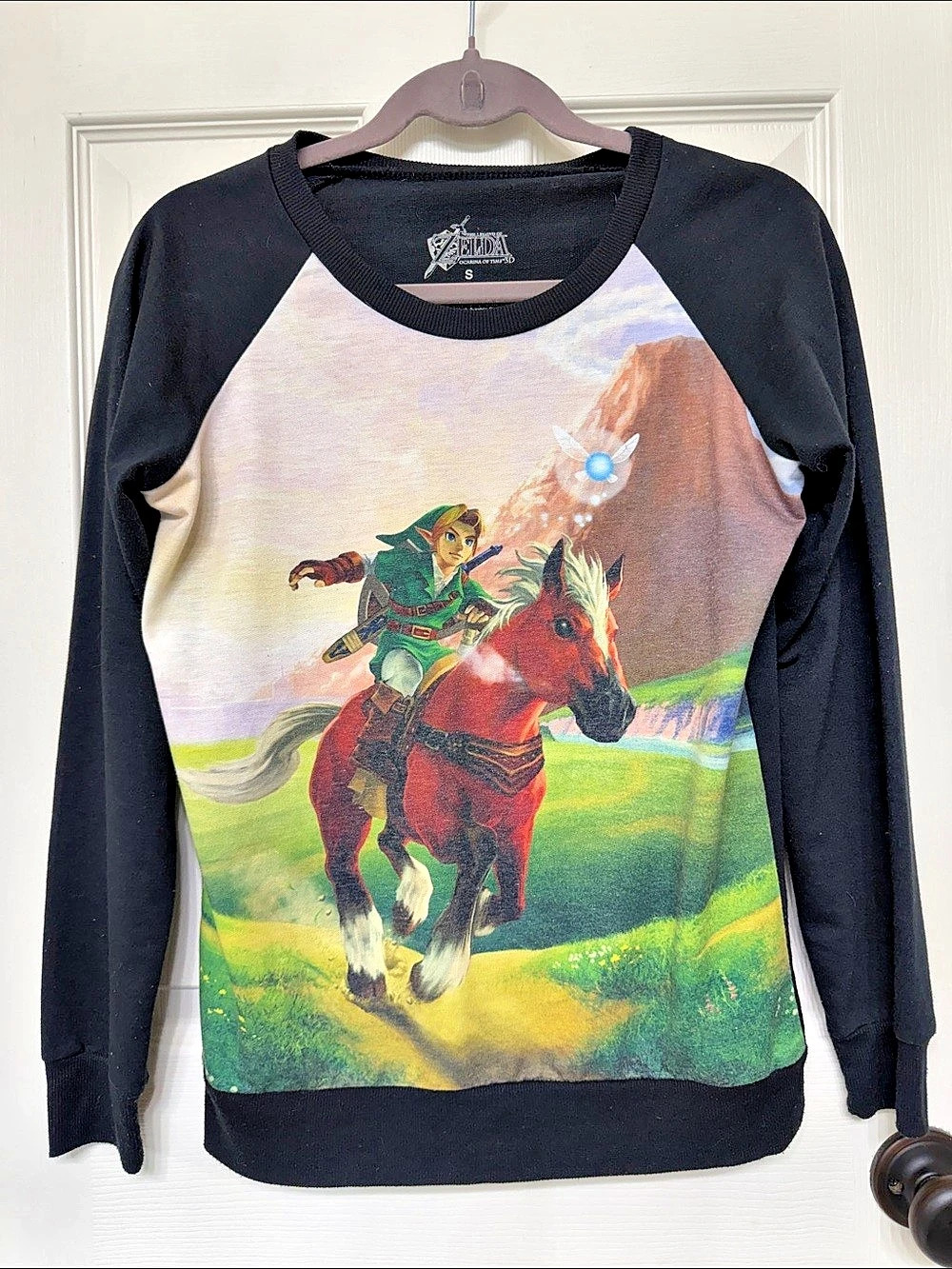 Nintendo The Legend of Zelda: Ocarina of Time 3D Graphic Raglan Sweatshirt